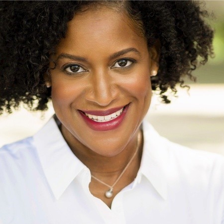 Renee Ducre Headshot