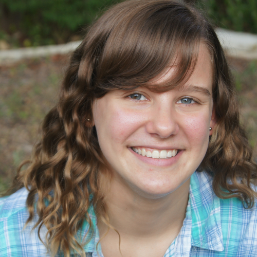 Anna Ringwood 22C Headshot