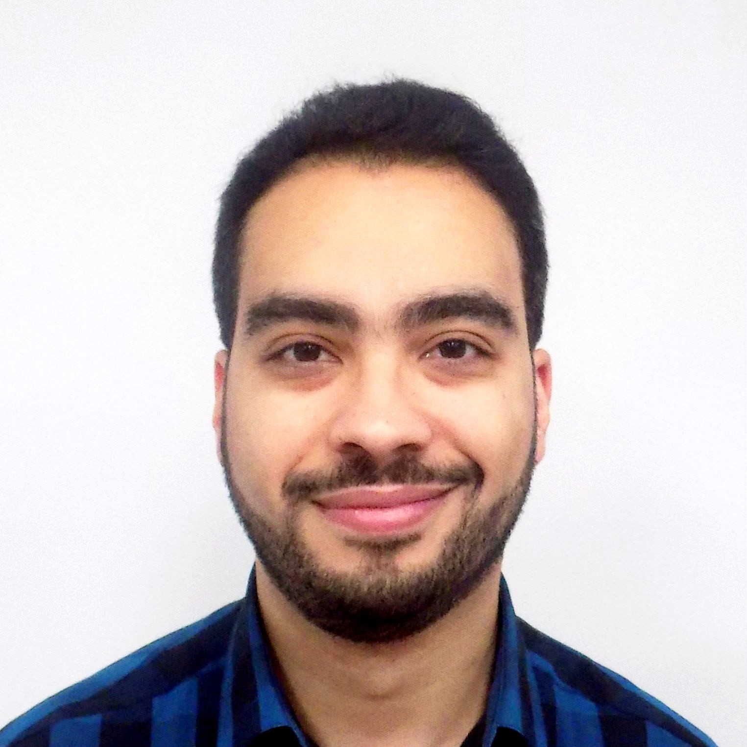 Danilo Freire Headshot